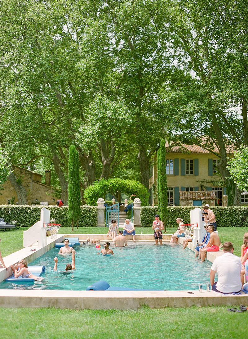 pool party provence